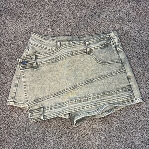 Stylish Olive Green Denim Women's Shorts